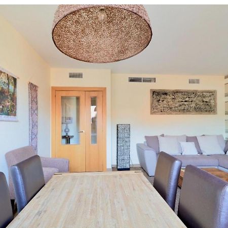 Holidays2Malaga Heroe De Sostoa Con Piscina Junto Estacion Ave Y Playa Luaran gambar
