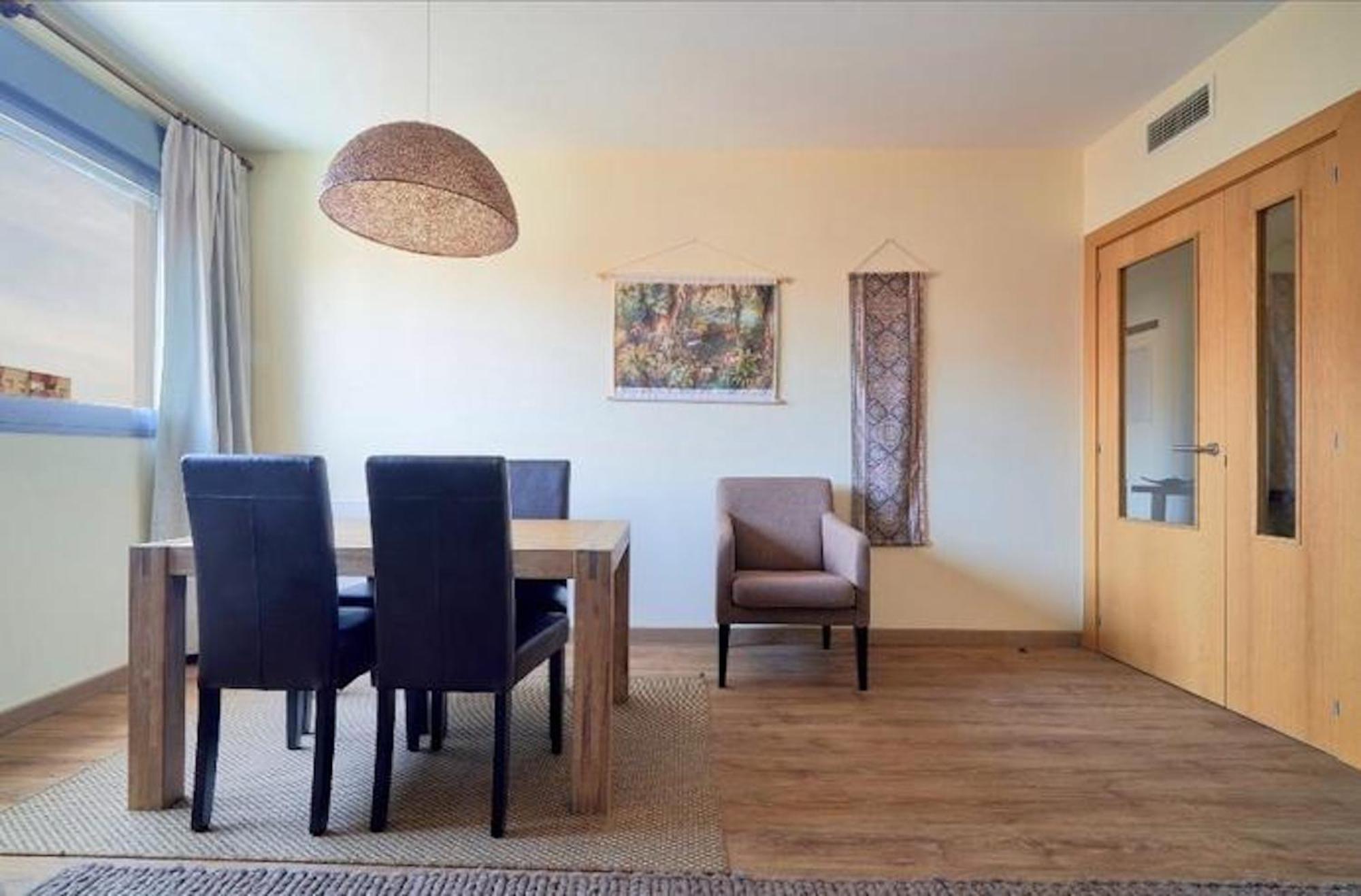 Holidays2Malaga Heroe De Sostoa Con Piscina Junto Estacion Ave Y Playa Luaran gambar