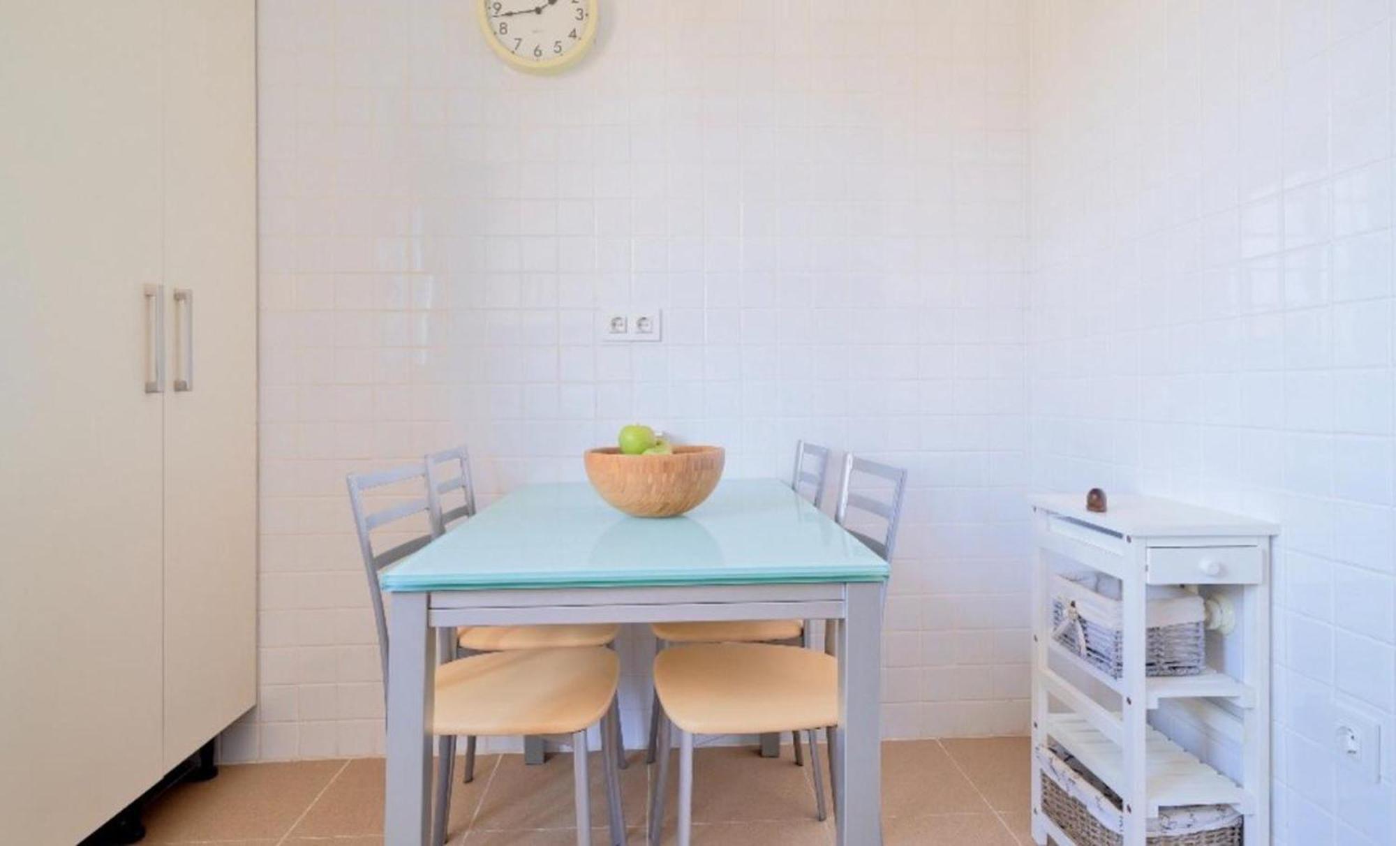 Holidays2Malaga Heroe De Sostoa Con Piscina Junto Estacion Ave Y Playa Luaran gambar